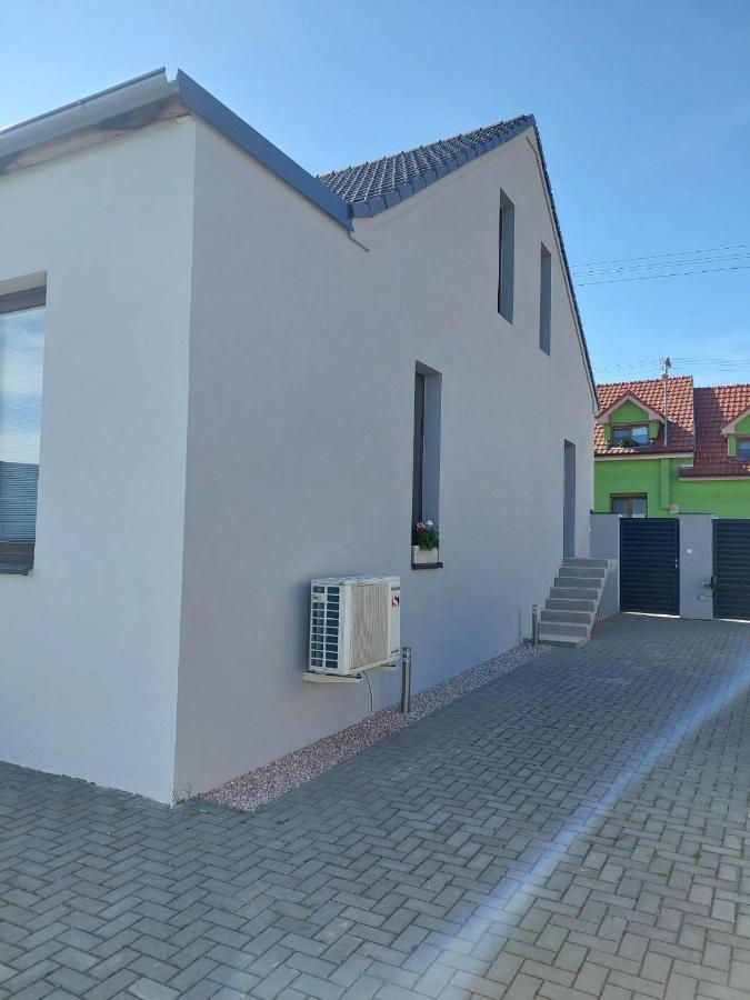 Prazdninovy Dum Sorada Villa Rohatec Exterior photo
